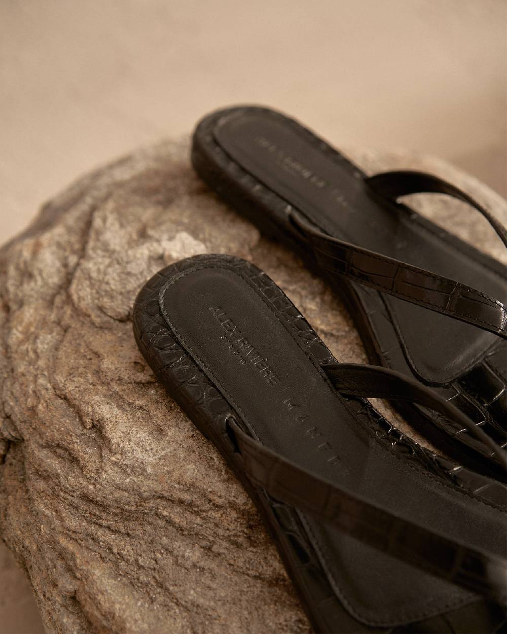 Manebí Tania Croco Embossed|Leather Sandals - Thongs Black