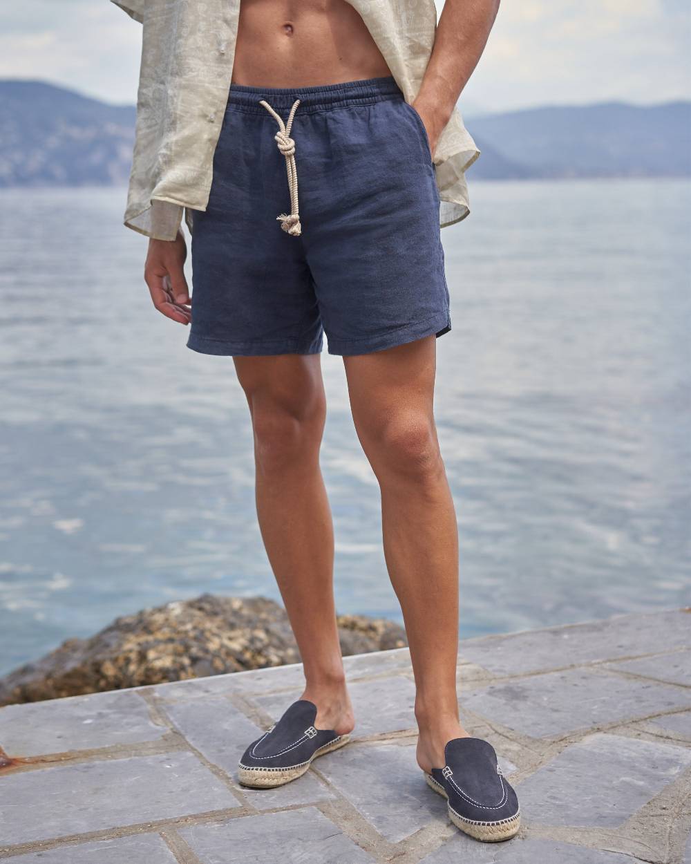 Manebí Washed Linen Malibu Shorts - Embroidered Logo Night Blue