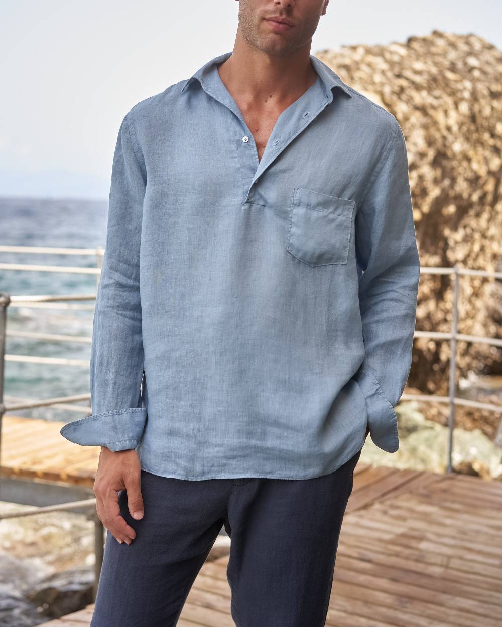 Manebí Washed Linen Nassau Polo Shirt - Embroidered Palm Indigo