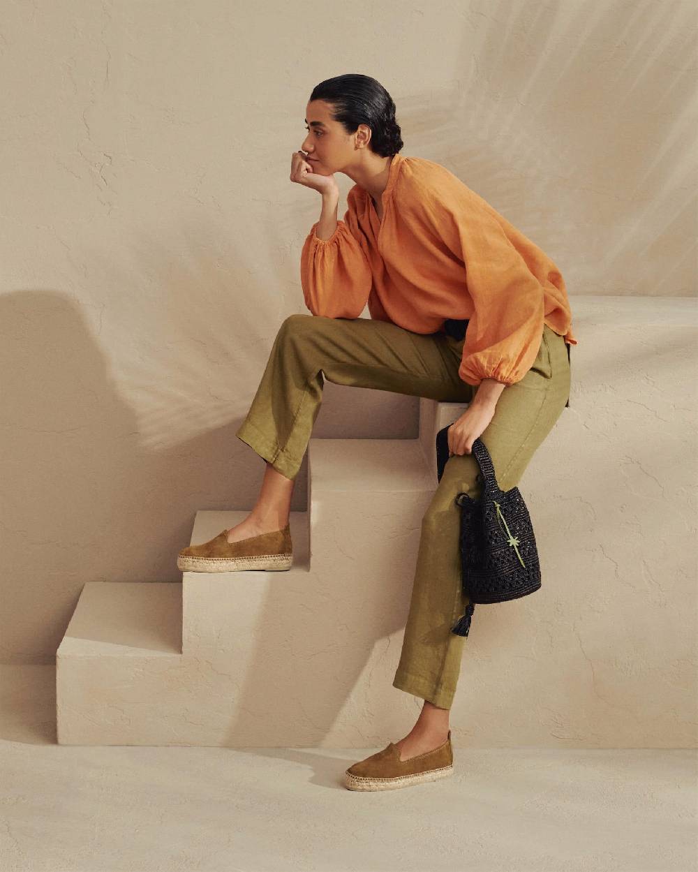 Manebí Weaving Raffia Beach Bucket - Palm Leather Tag Weaving