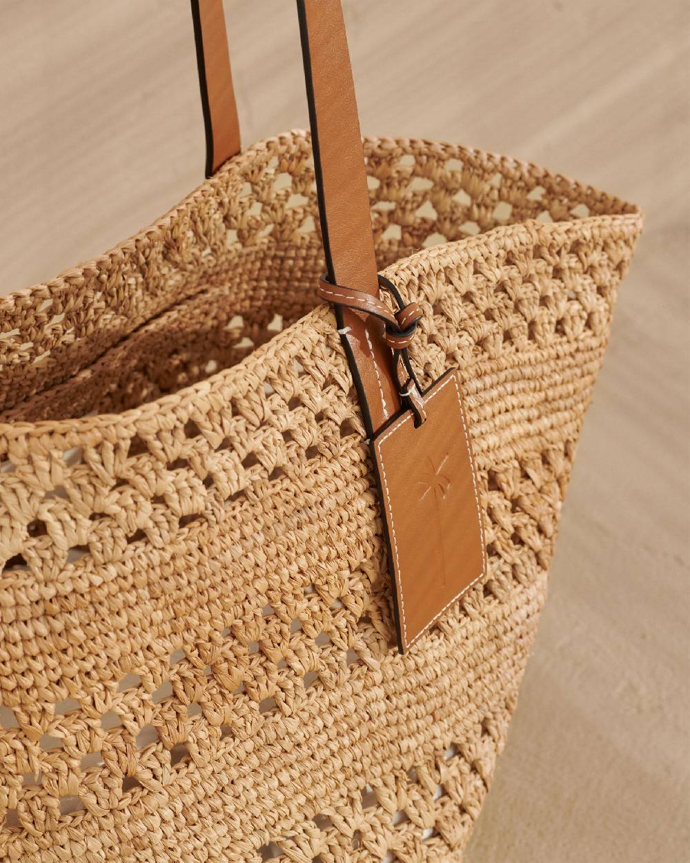 Manebí Weaving Raffia \u0026 Leather Basket Bag - Leather Tag