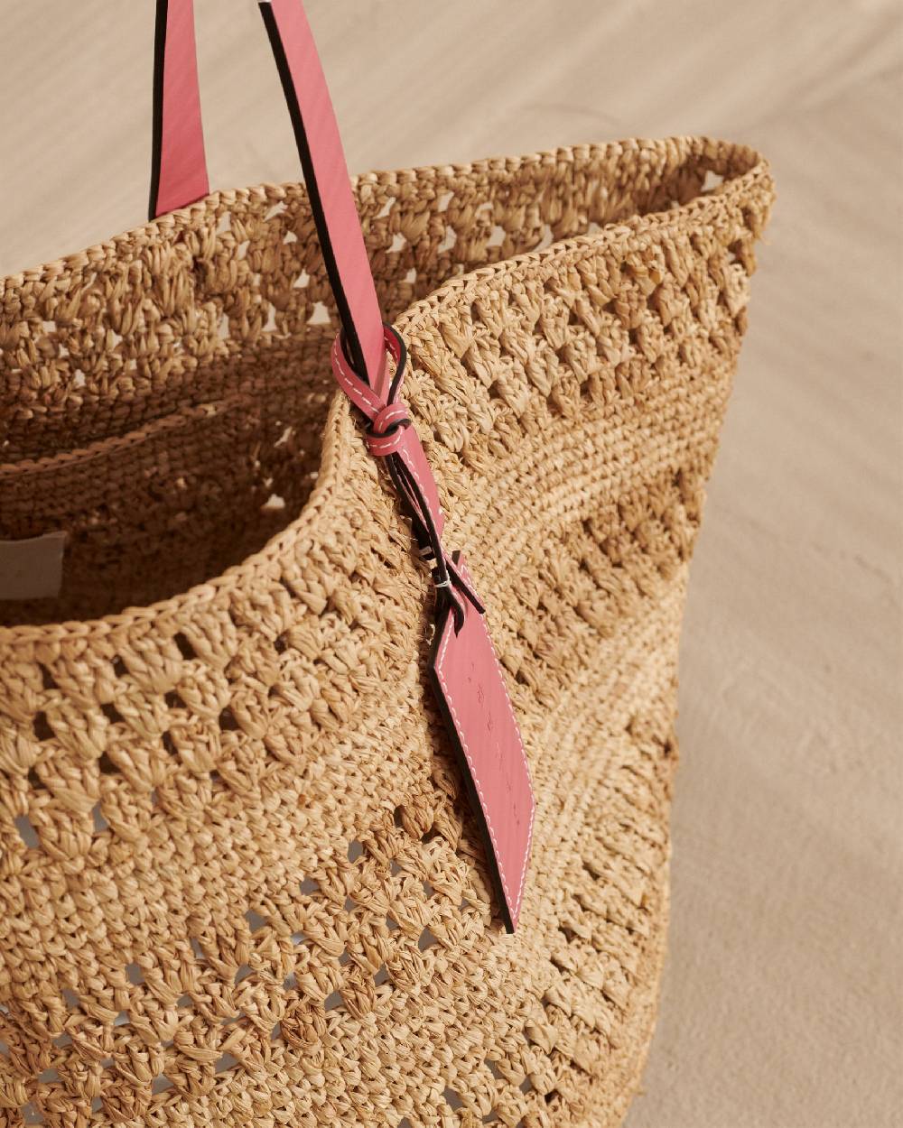 Manebí Weaving Raffia \u0026 Leather Basket Bag - Leather Tag Tan
