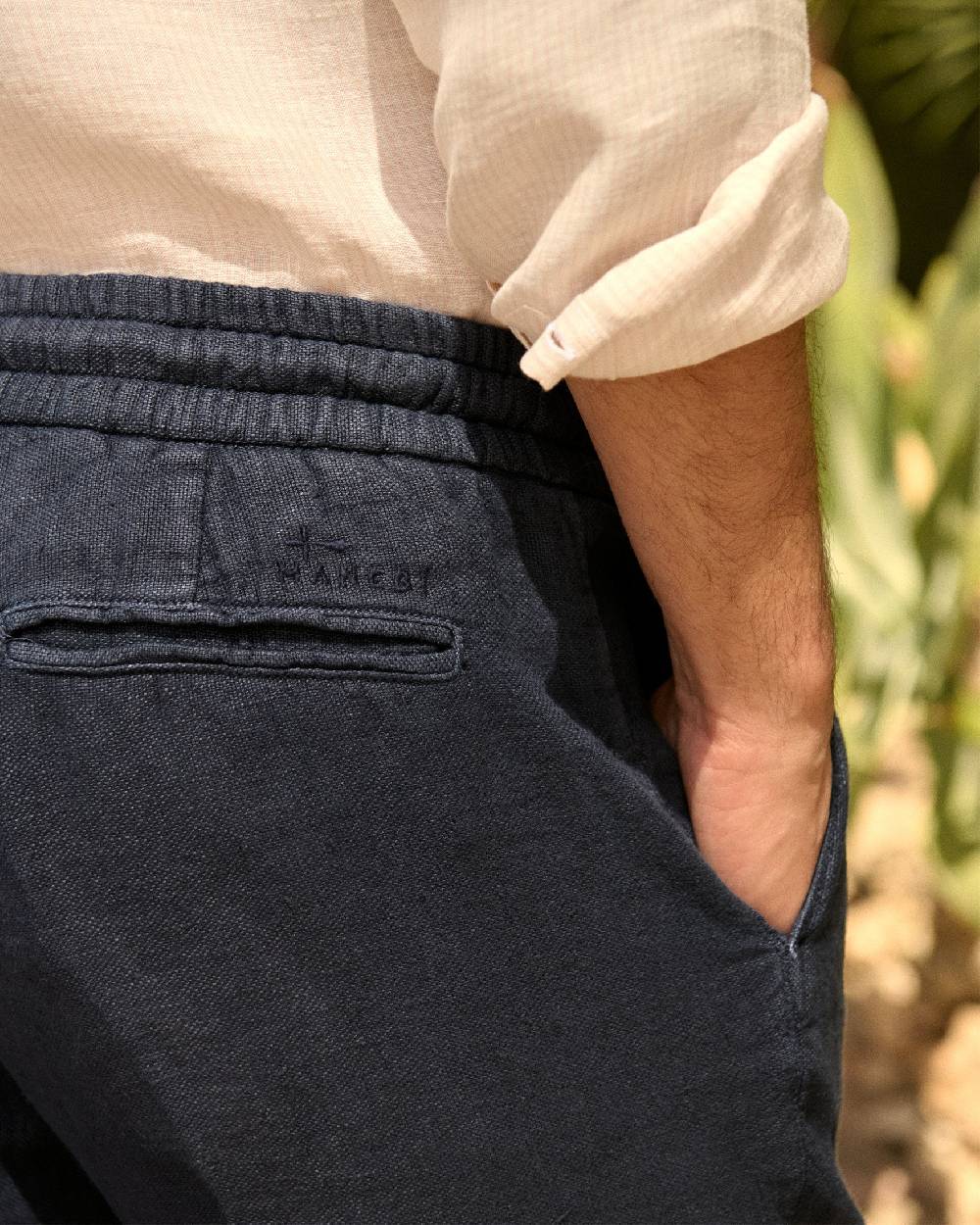 Manebí Woven Linen Santa Barbara Trousers - Night Blue