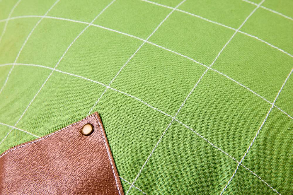 Novità Home Cuscino Patchwork Verde Con Inserti Similpelle