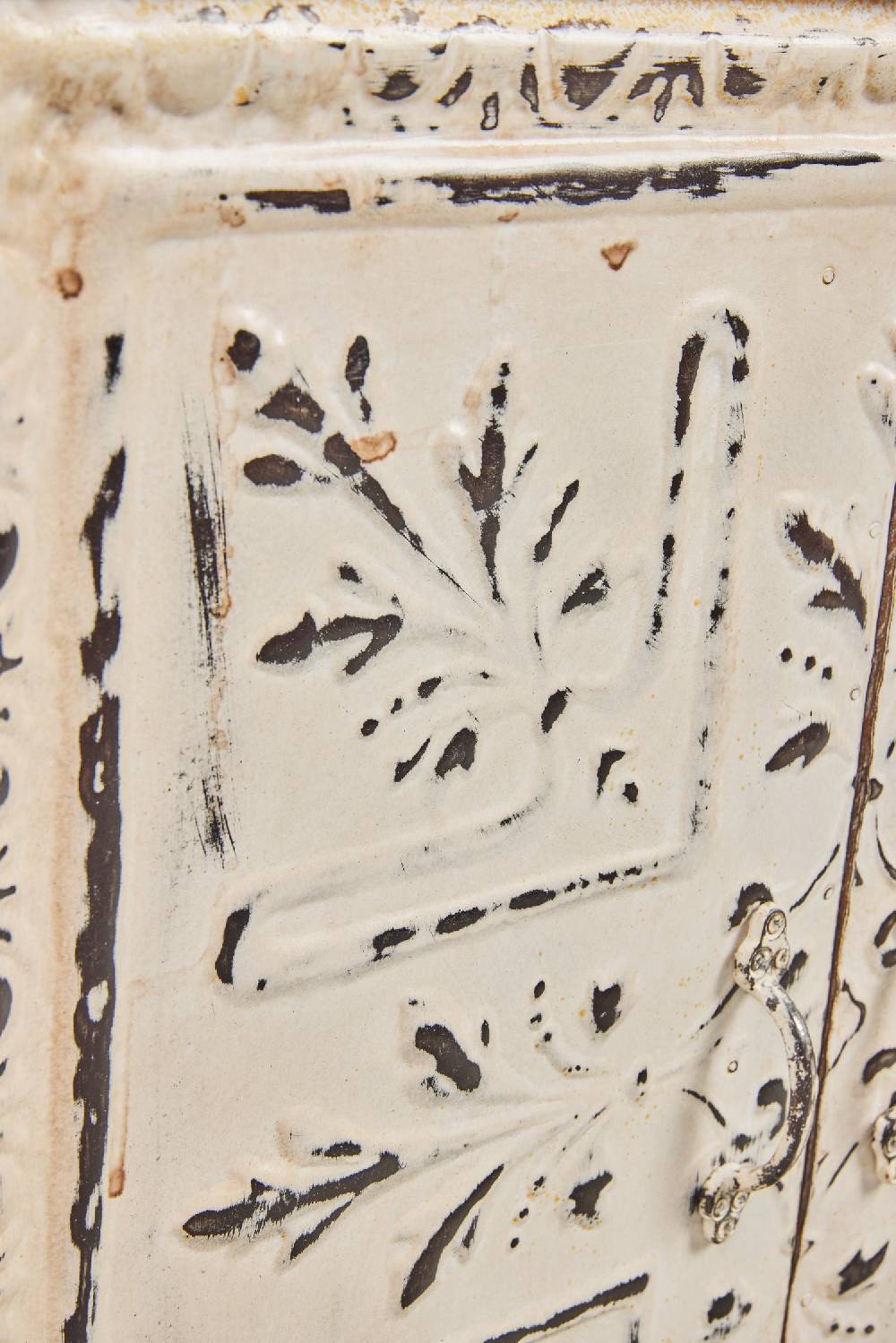 Novità Home Dominique - Mobiletto In Legno Riciclato Con Sportelli In Ferro Stampati