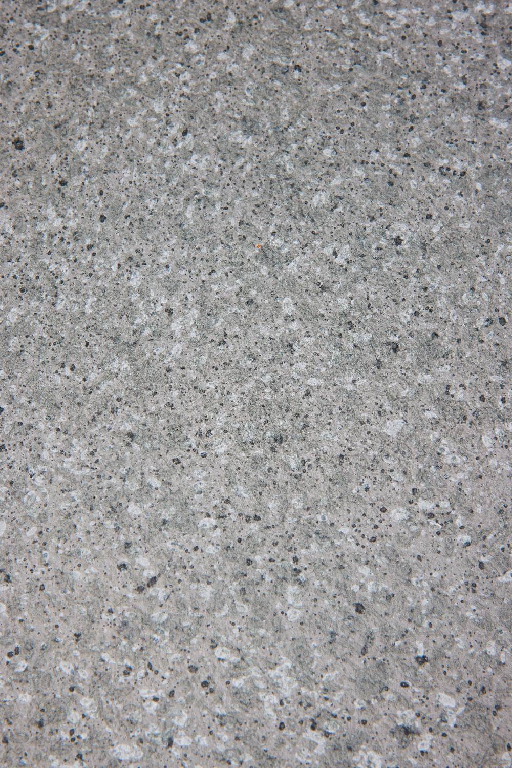 Novità Home In & Out Tavolino Sezione Di Sfere In Polyresina Graniglia Grigi