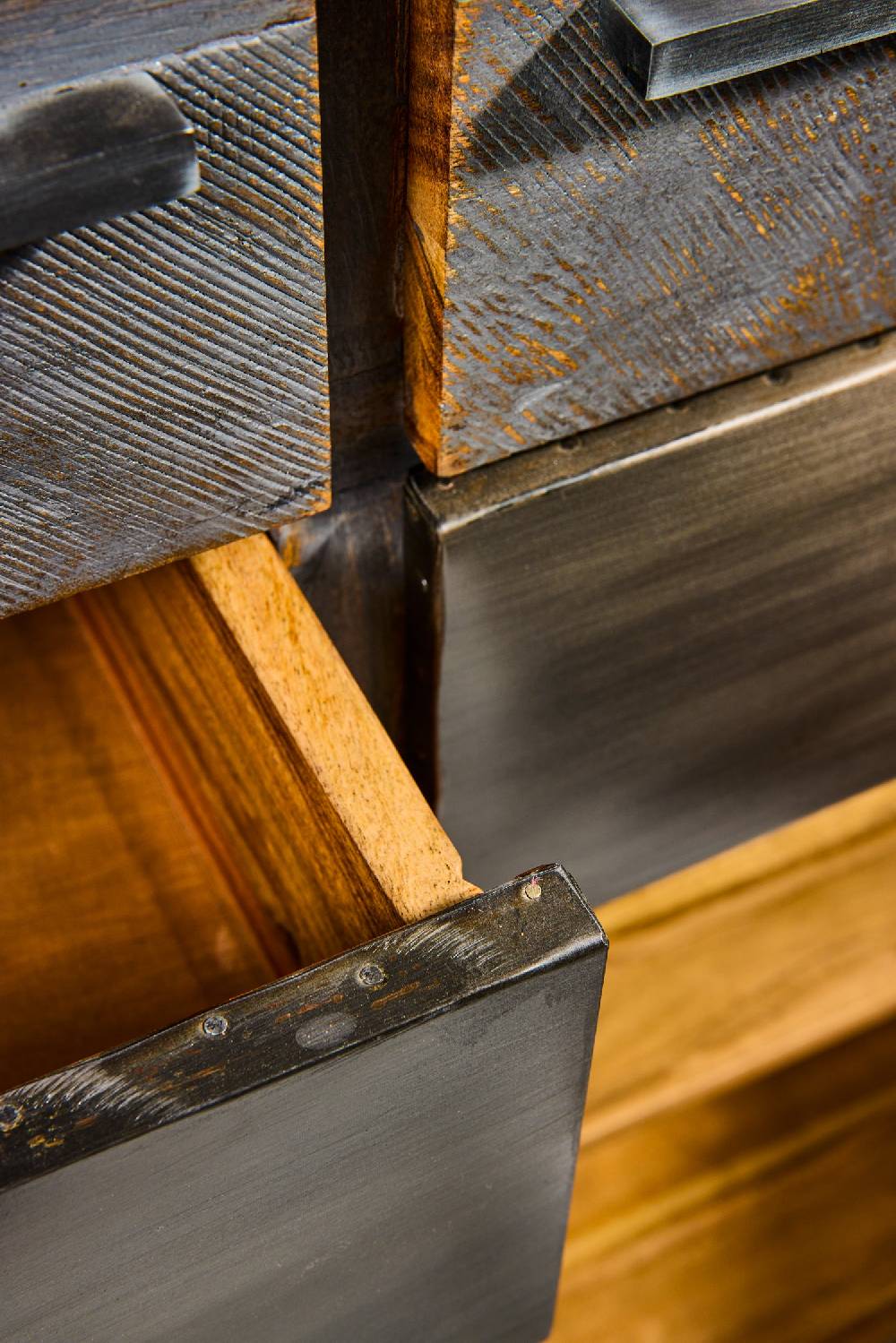 Novità Home Leicester - Credenza Alta 4 Sportelli 2 Cassetti Grey