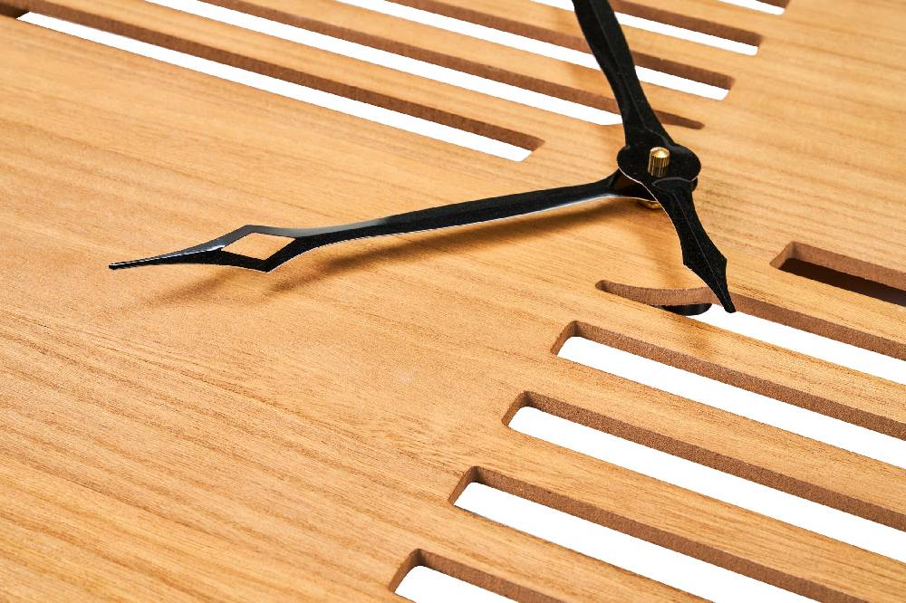 Novità Home Clock - Orologio Con Feritoie