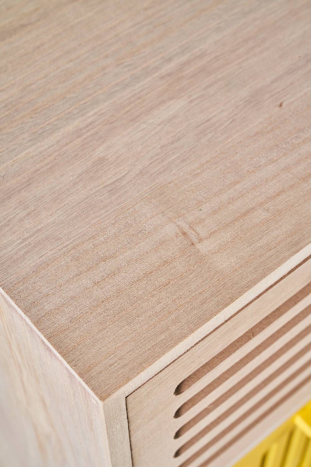 Novità Home Jordan - Comodino 3 Cassetti