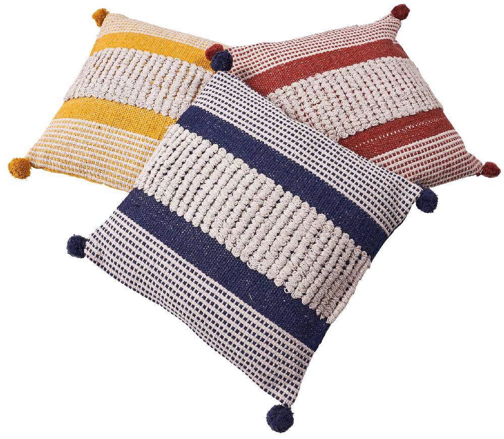 Novità Home Pon Pon - Cuscino Rosso E Bianco Con Pon Pon