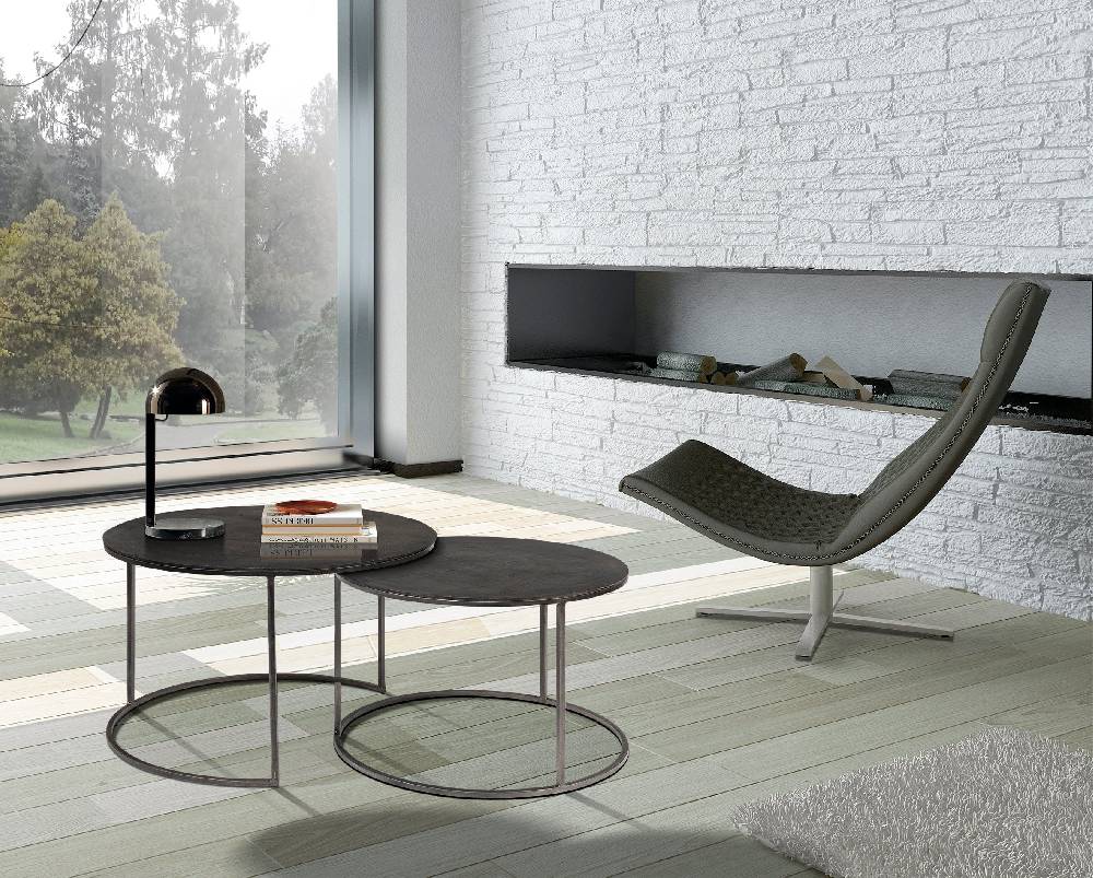 Novità Home Tavolino Basso Rotondo In Metallo - Set 1/2