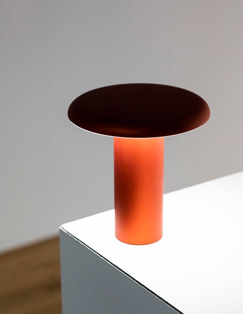 Artemide Takku Lampada Da Tavolo Anodizzato