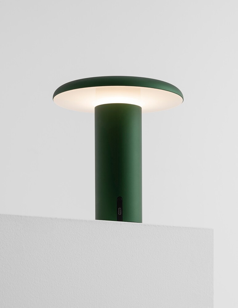 Artemide Takku Lampada Da Tavolo Anodizzato