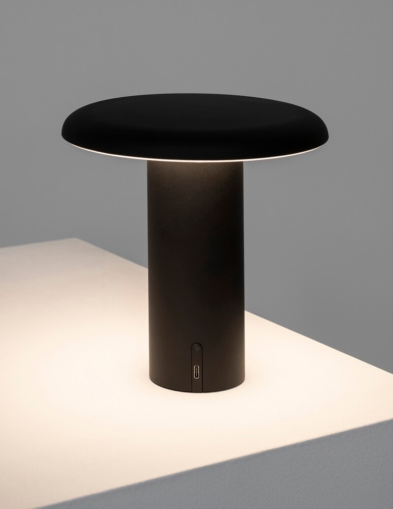 Artemide Takku Lampada Da Tavolo Bianco