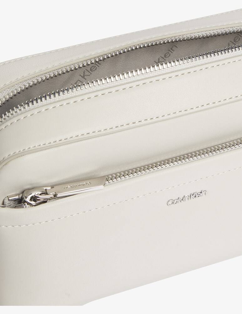 Calvin Klein Borsa A Tracolla CK Must Convertible