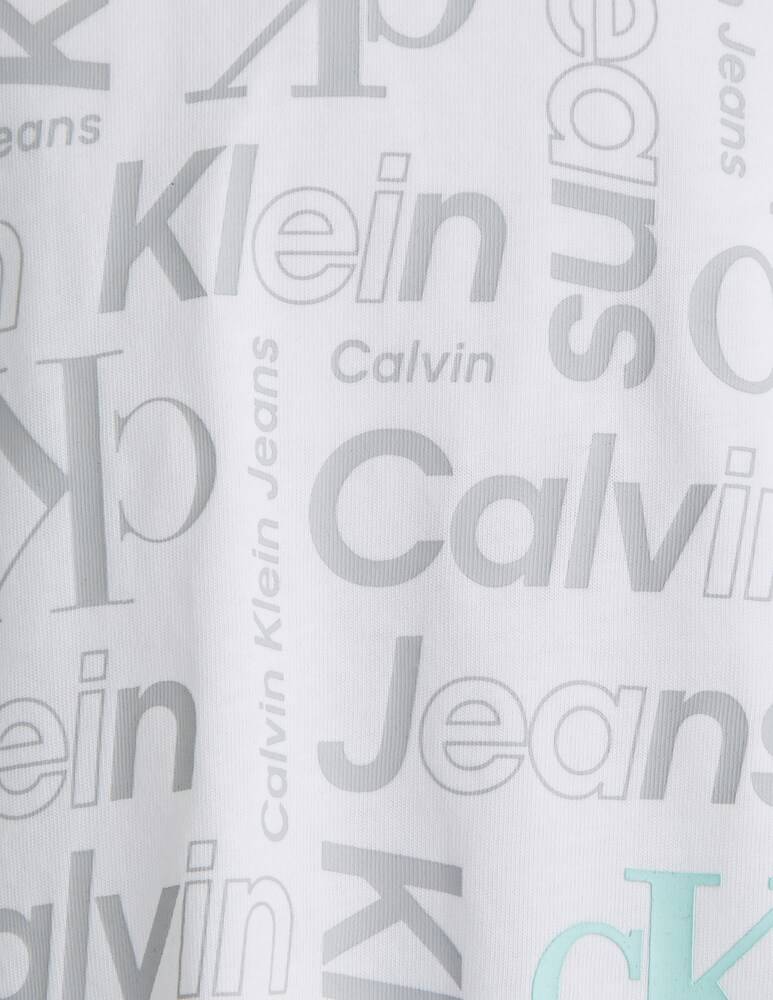 Calvin Klein T-shirt