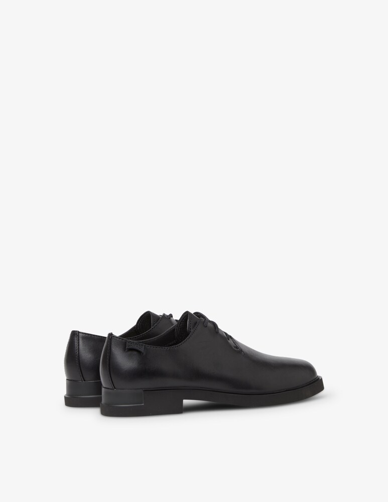 Camper Scarpe Stringate Iman