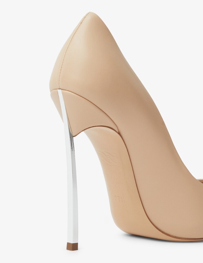 Casadei Decollete In Pelle Blade