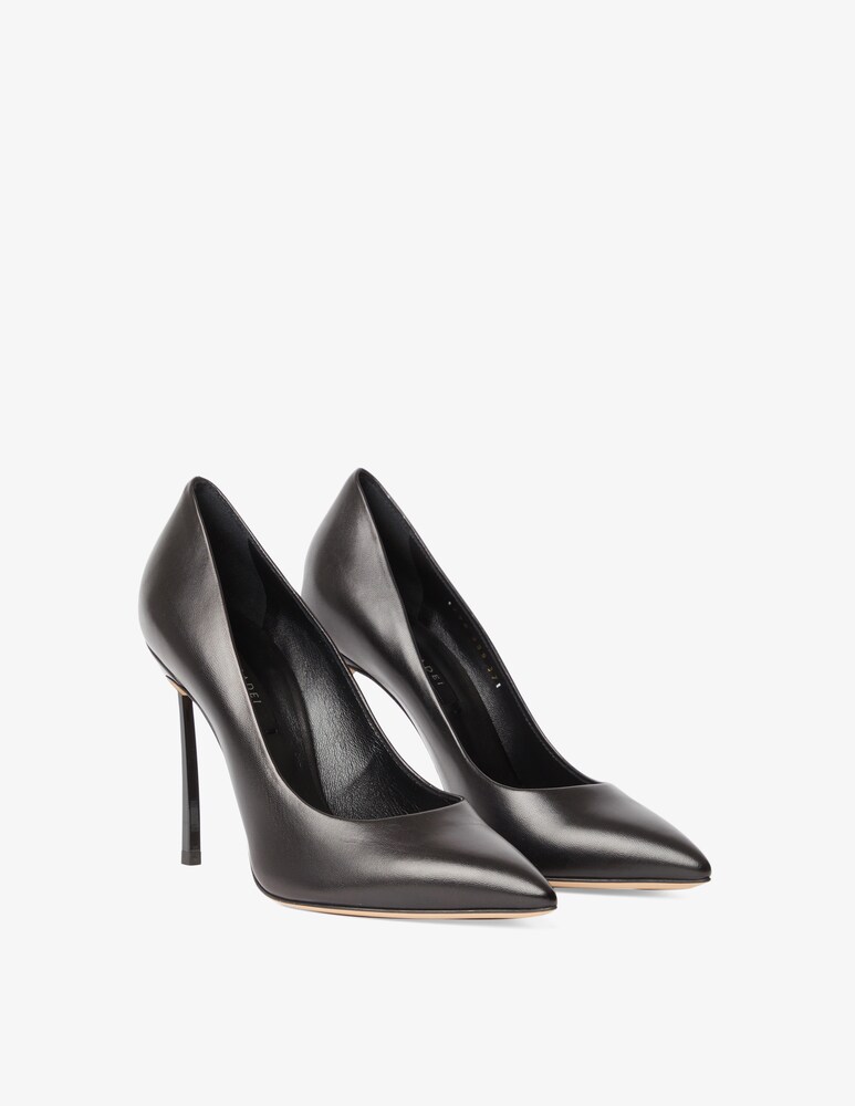 Casadei Decollete In Pelle Blade