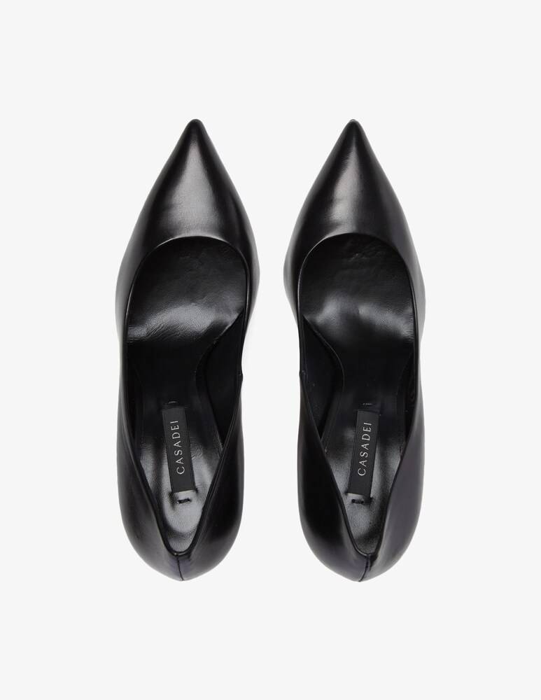 Casadei Décolleté In Pelle Con Lama