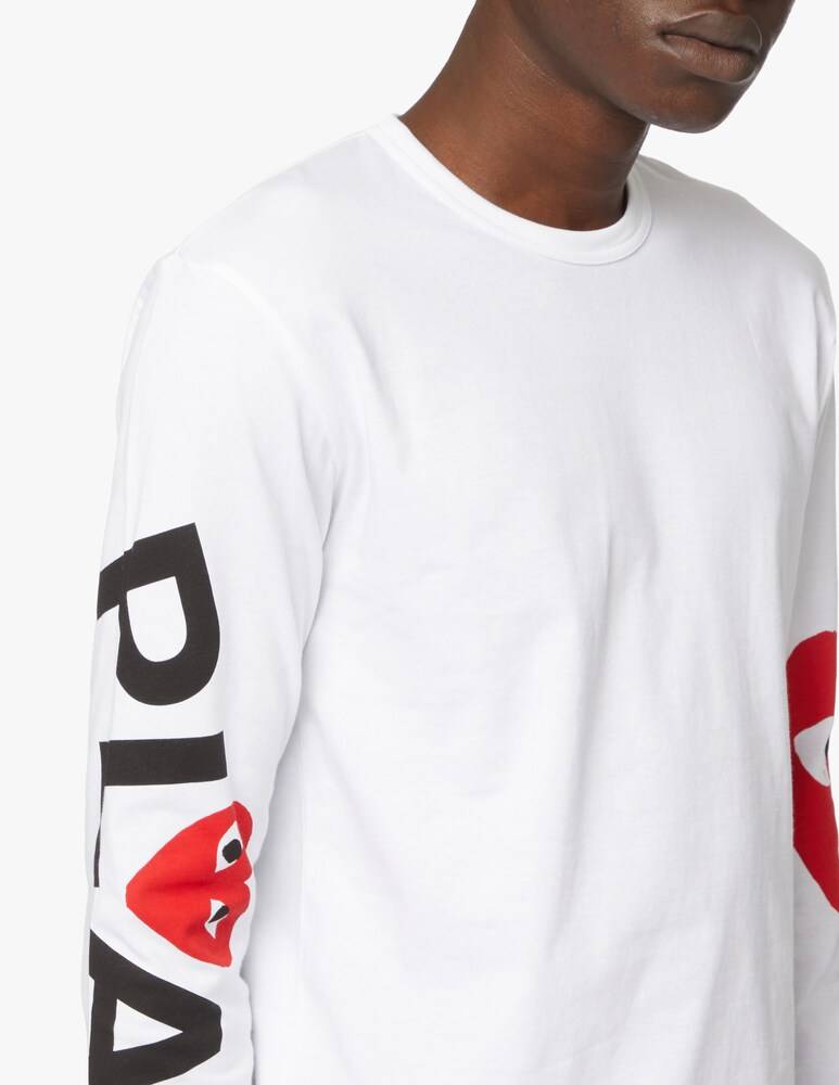 Comme Des Garçons Play T-shirt Maniche Lunghe Stampa A Cuore Sulla Manica