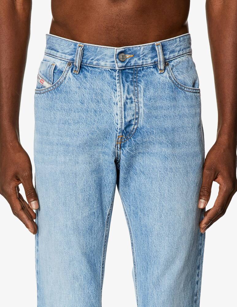 Diesel Jeans 1995 D-sark Straight Fit