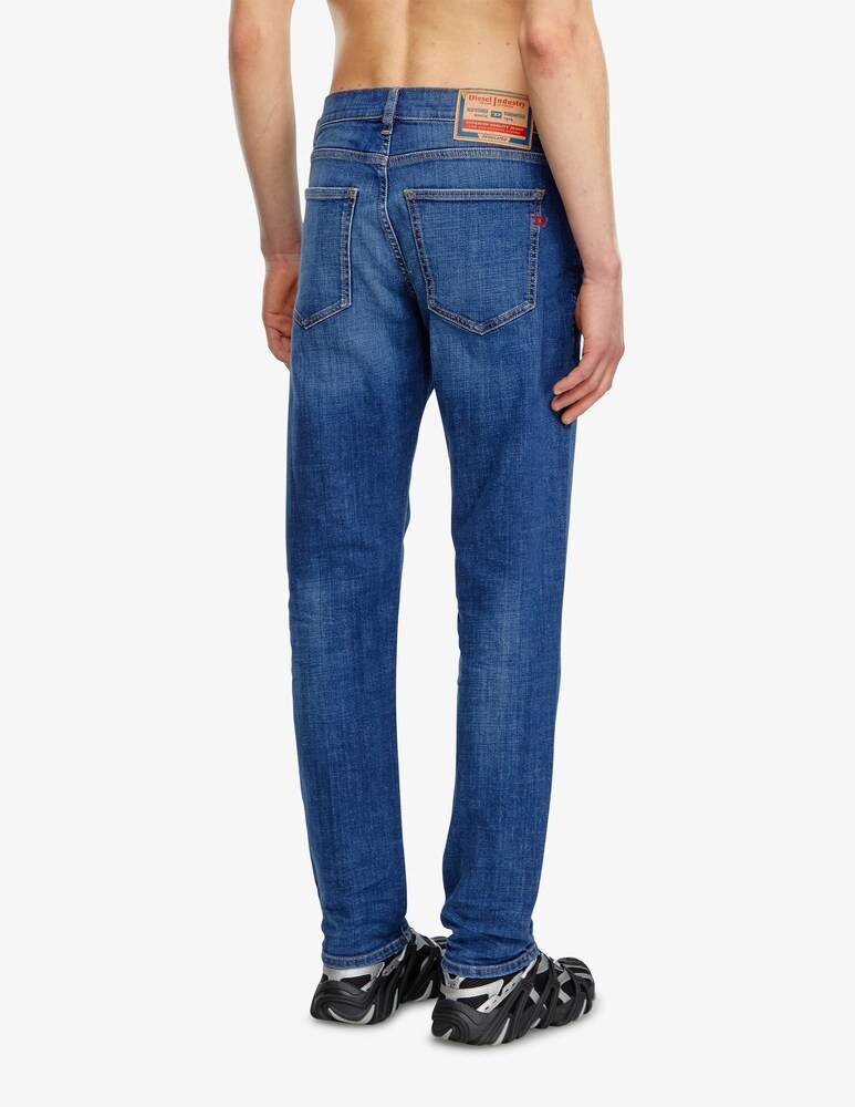 Diesel Jeans 2019 D-strukt Slim Medio