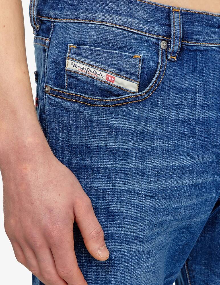 Diesel Jeans 2019 D-strukt Slim Medio