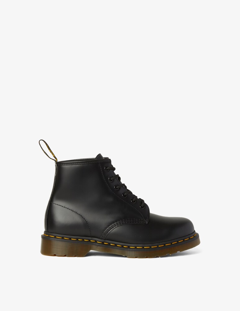 Dr. Martens Stivaletto 101 In Pelle Smooth 6 Fori Cuciture