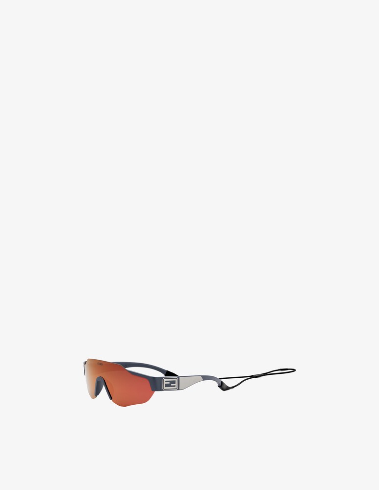 Fendi Occhiali da sole squadrati FE40088U