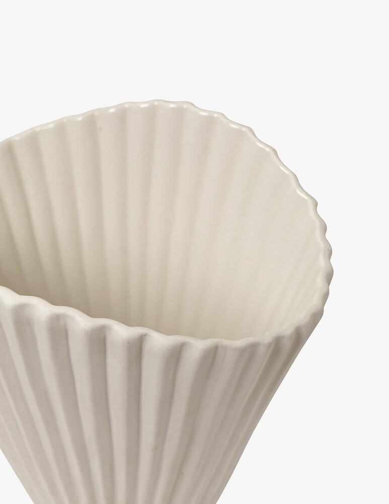 Ferm Living Fountain Vaso - Panna
