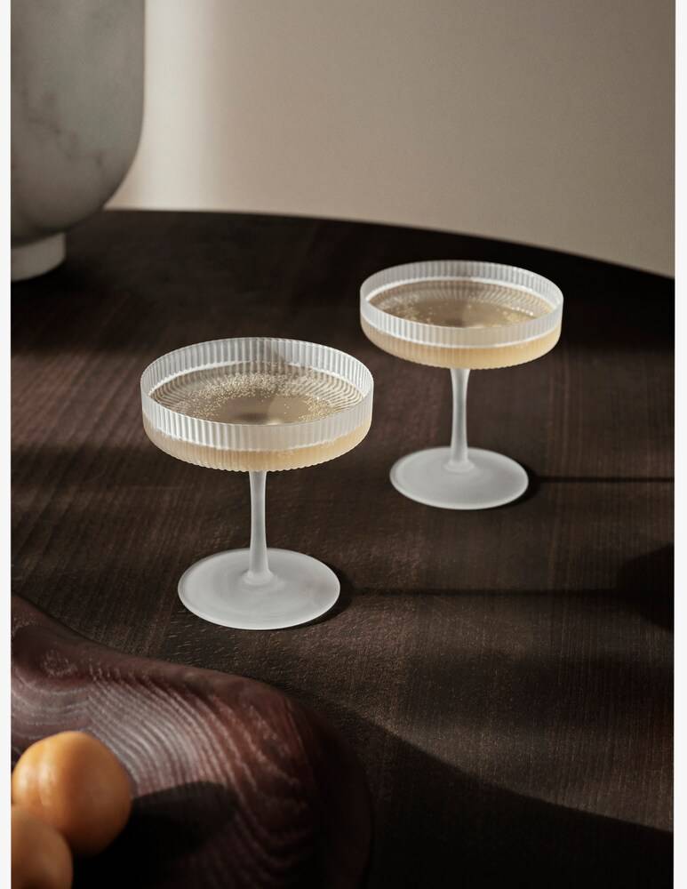 Ferm Living Ripple Coppe Di Champagne Set Da 2 Satinati
