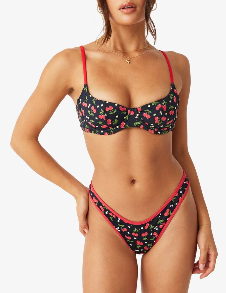 Frankies Bikinis Slip Bikini Dove