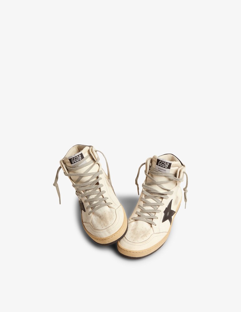 Golden Goose Sneakers Alla Caviglia Sky Star Con Tomaia In Nappa Stella In Pelle Serigrafata