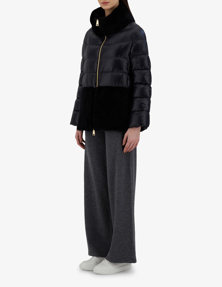 Herno Cappa Con Dettaglio In Pelliccia Finta