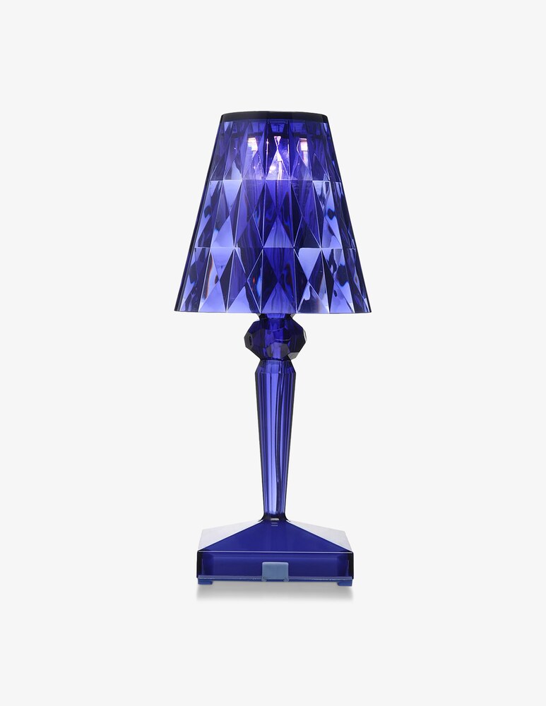 Kartell Battery, lampada da tavolo a batteria