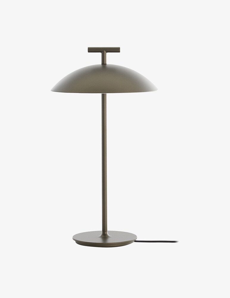 Kartell Mini Geen-A, lampada da tavolo ad alimentazione diretta