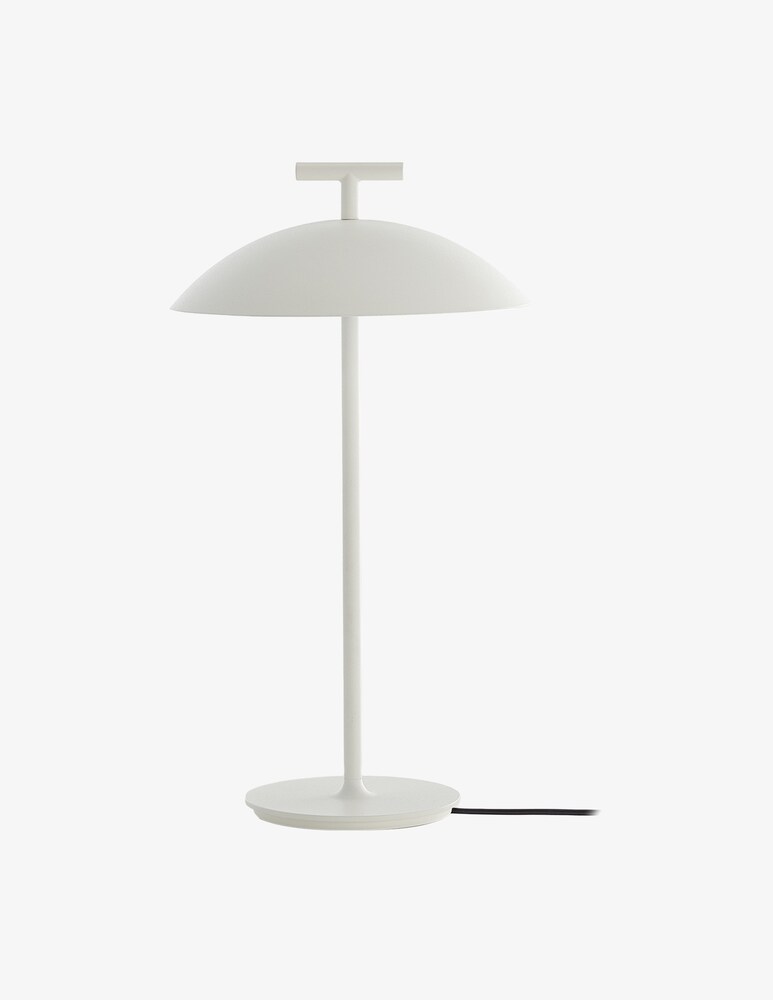Kartell Mini Geen-A, lampada da tavolo ad alimentazione diretta