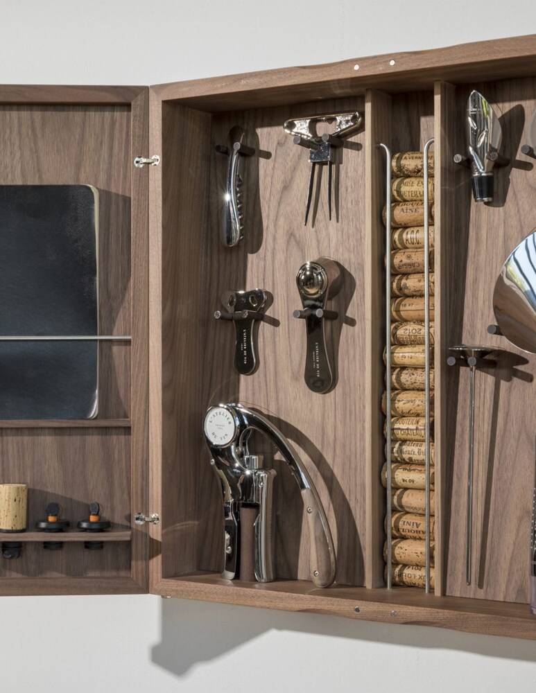 L'Atelier Du Vin Cabinet D'Oeno-Curiosités Collezione Di Utensili Per Il Vino - Marrone