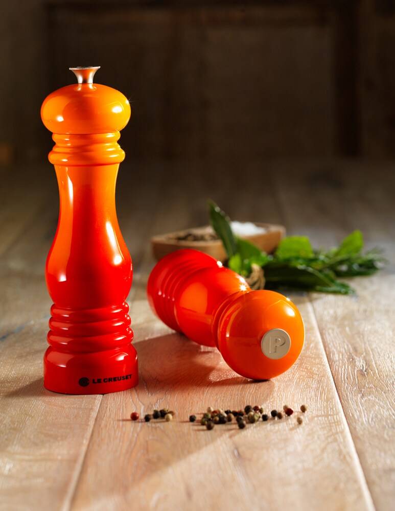 Le Creuset Macina Pepe
