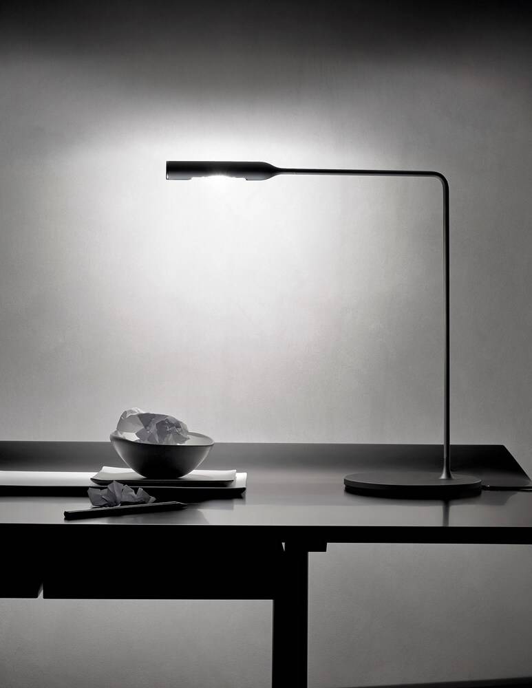Lumina Flo Desk Table Lamp