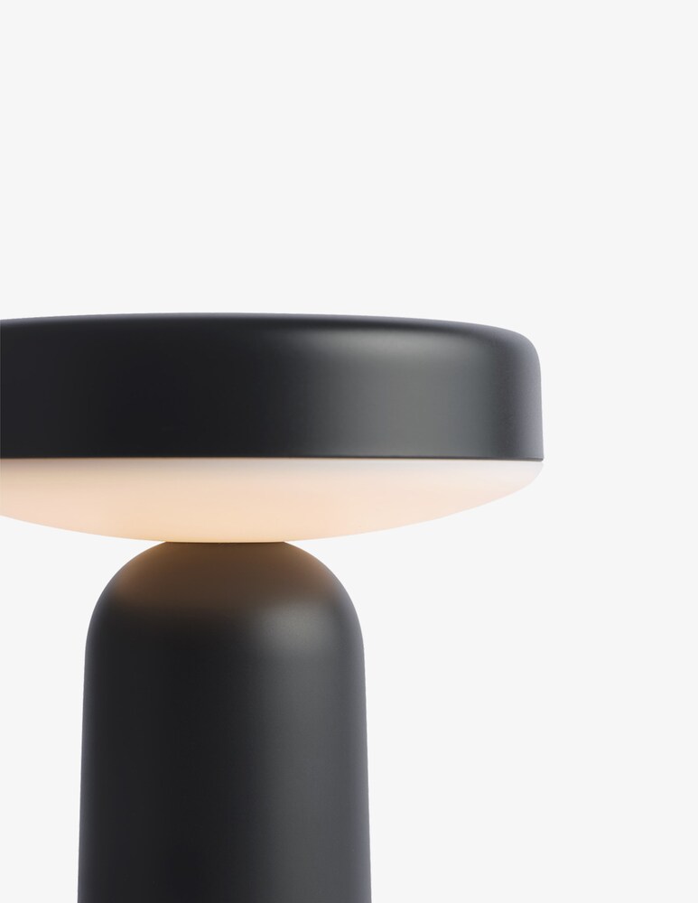 Muuto Ease Portable Table Lamp