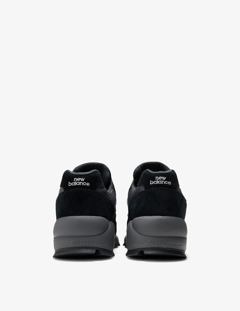 New Balance Sneakers Mt590