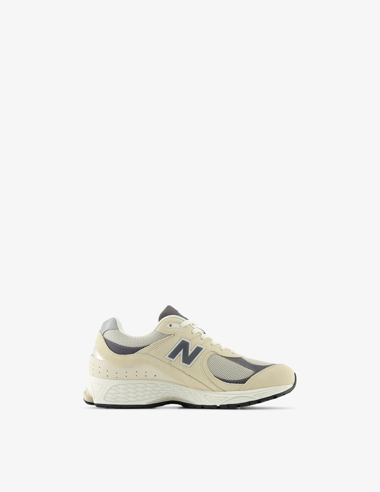 New Balance Sneakers suede