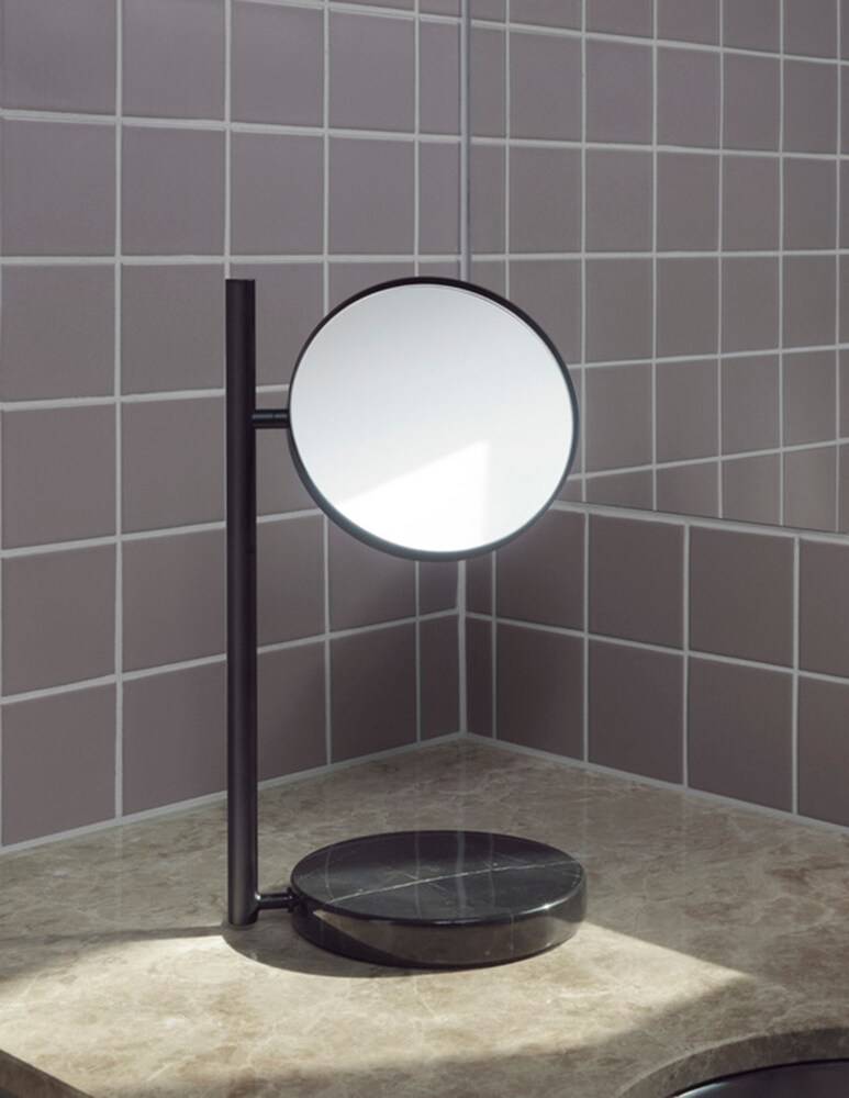 Normann Copenhagen Pose Specchio Nero