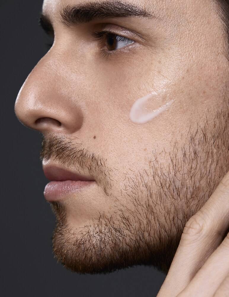 Shiseido Shiseido Men Total Revitalizer Light Fluid 70ml