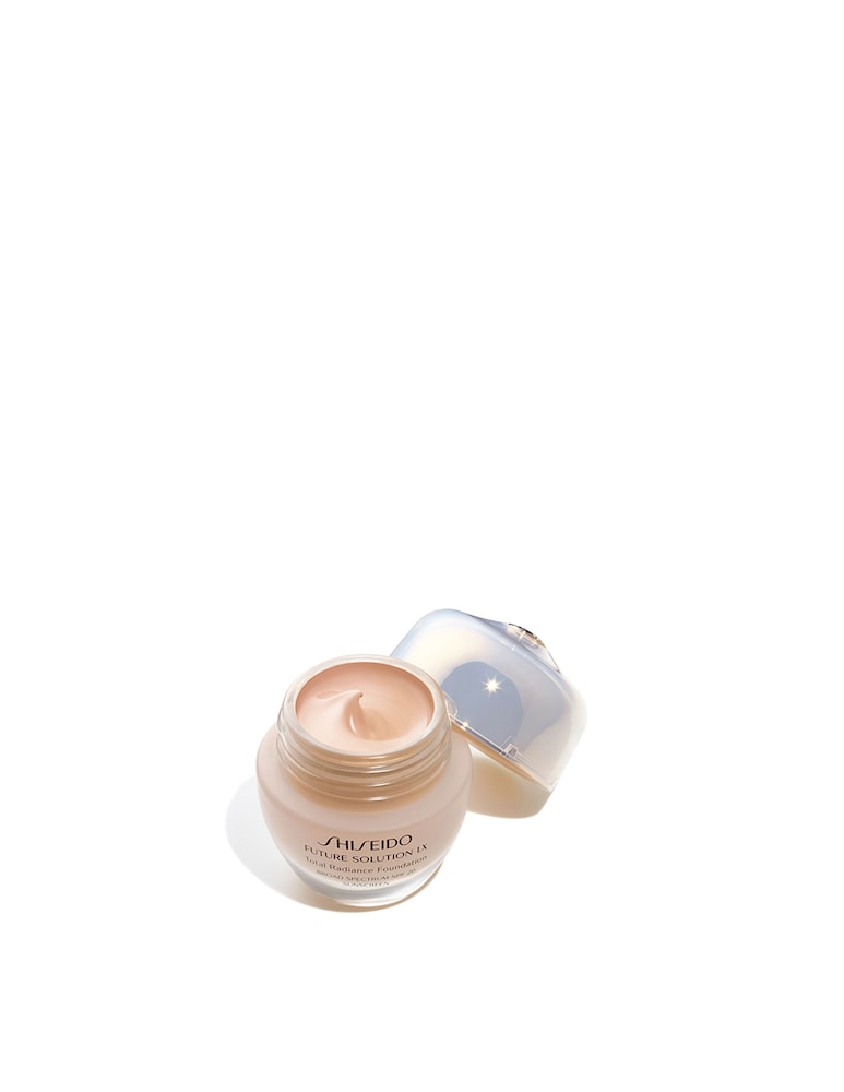 Shiseido Total Radiance Fondotinta