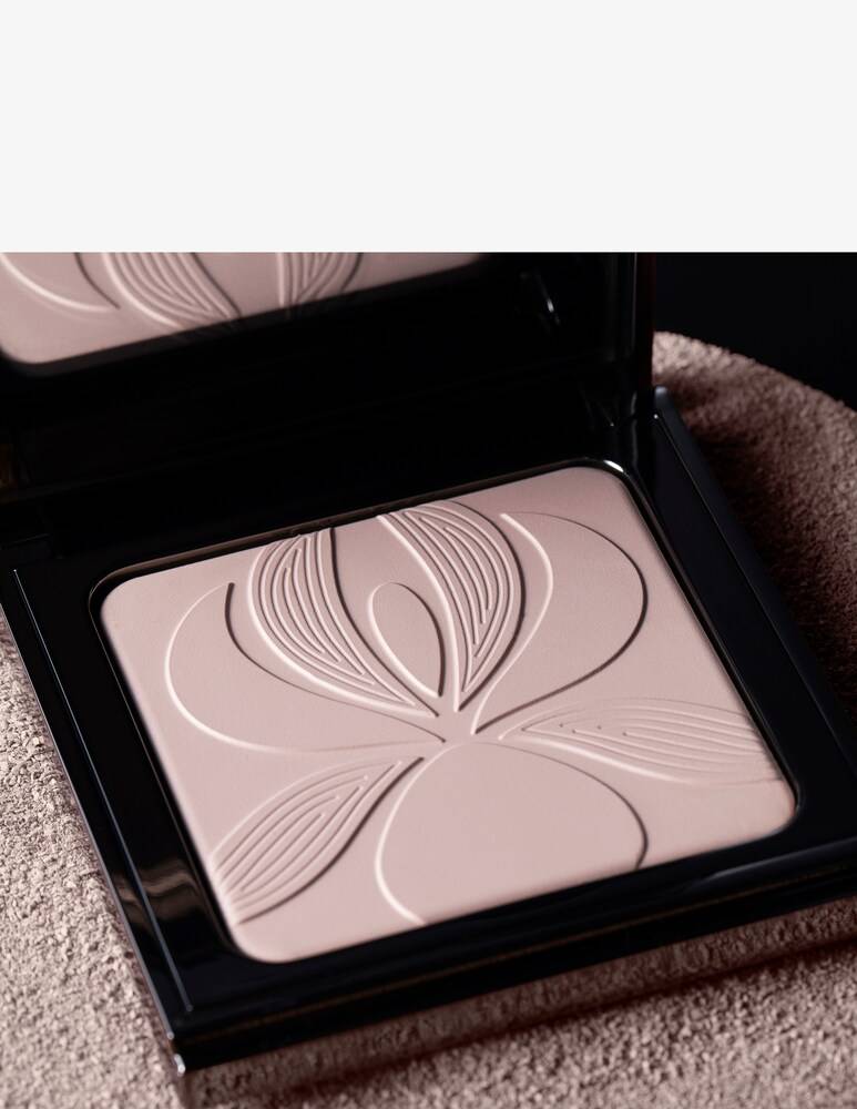 Sisley Blur Expert
