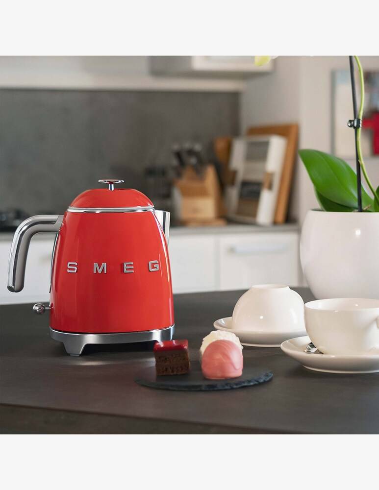 Smeg Mini Bollitore 50'S Style Rosso Lucido