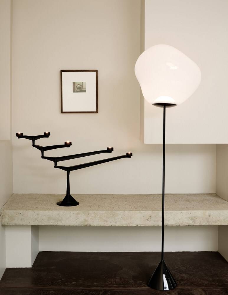 Tom Dixon Cone Slim Opal Led Un Lamapada Da Terra